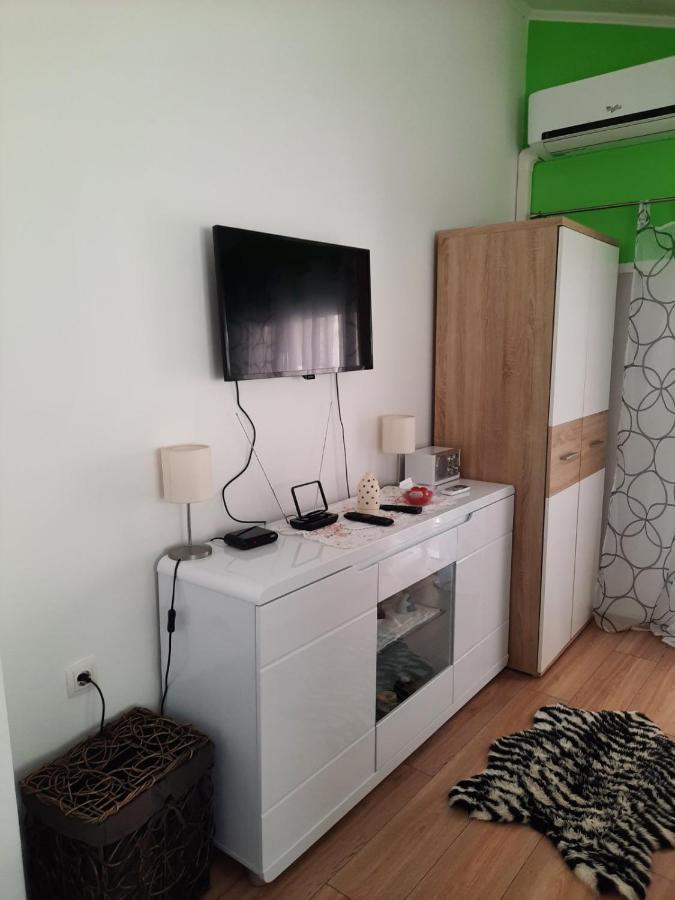 Apartment Lavanda Мали-Лошинь Экстерьер фото