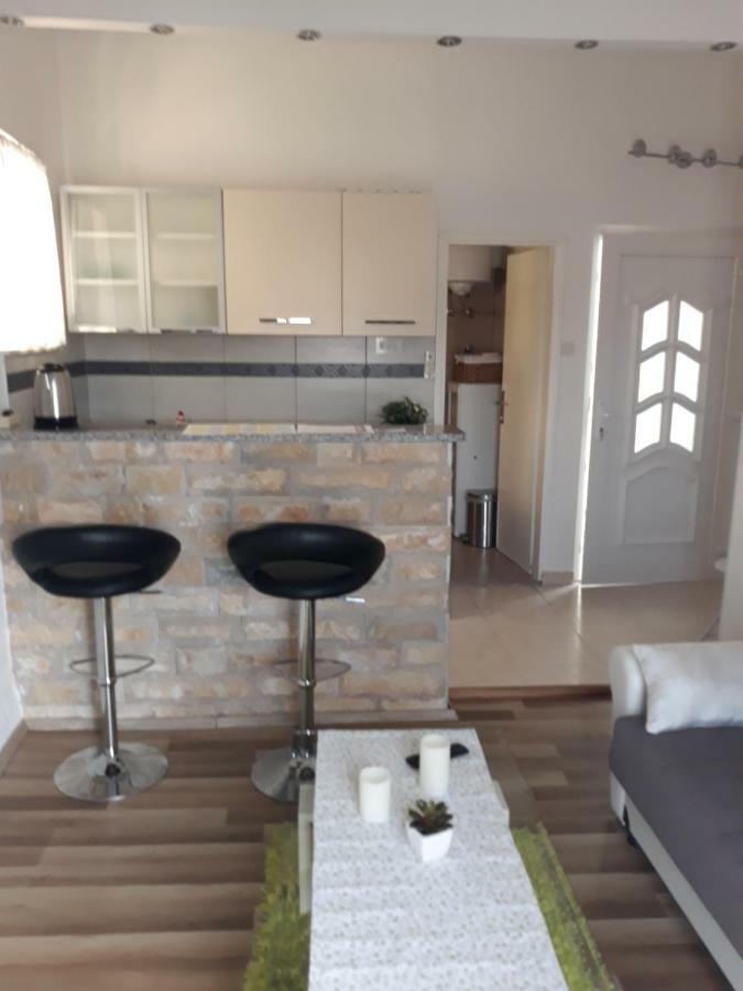 Apartment Lavanda Мали-Лошинь Экстерьер фото